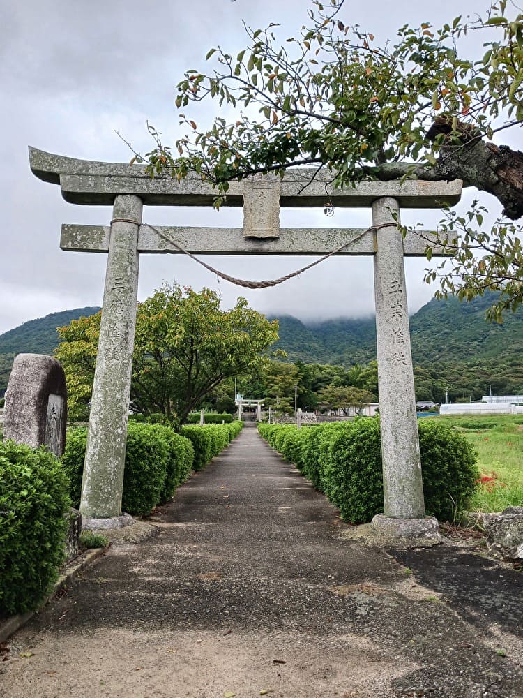 春日神社の鳥居