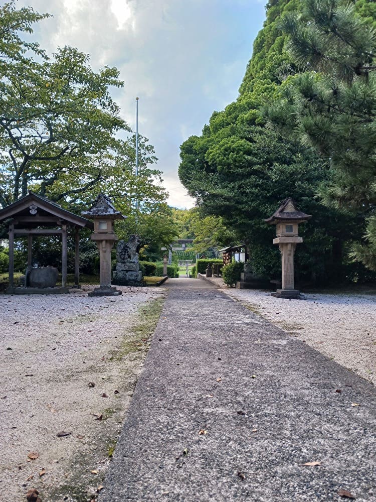 御井神社