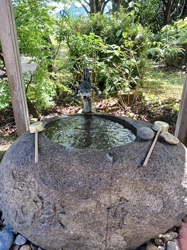 御井神社の手水舎